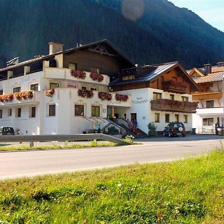 Hotel Kristall B&B Ischgl Extérieur photo