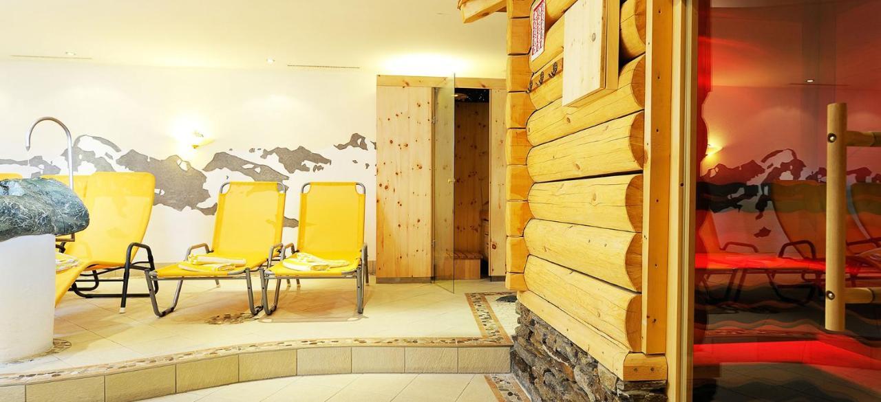 Hotel Kristall B&B Ischgl Extérieur photo