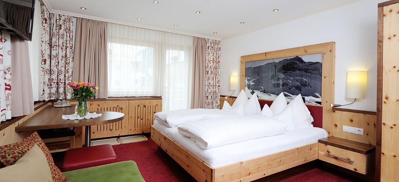 Hotel Kristall B&B Ischgl Extérieur photo