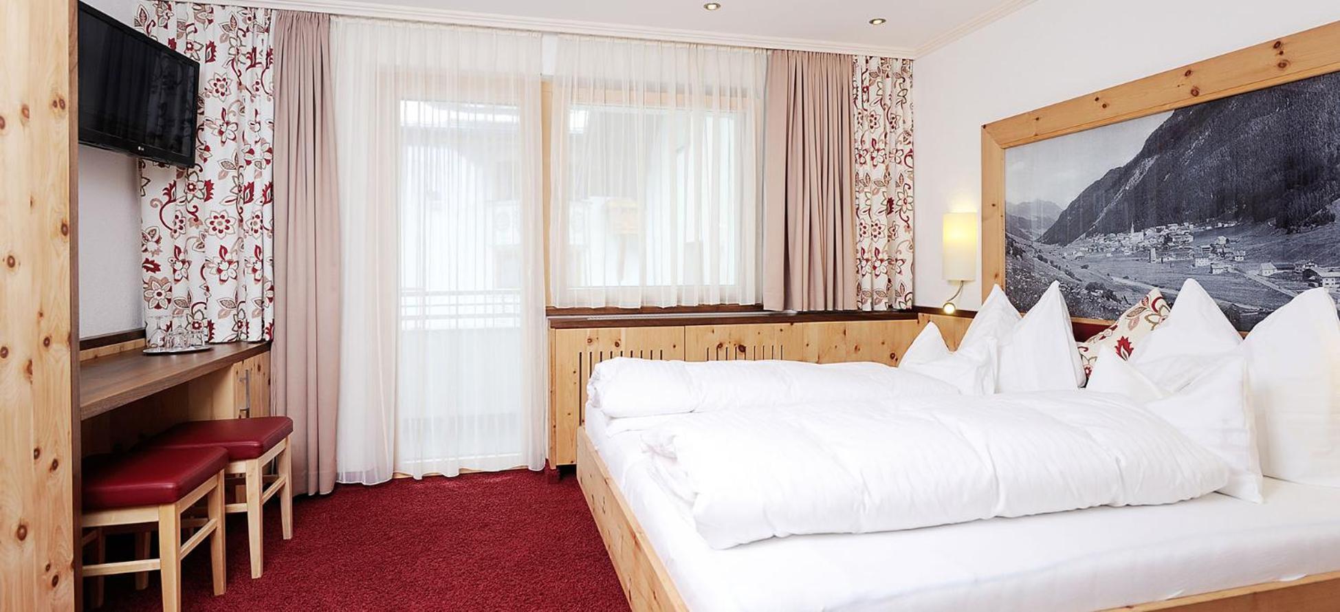 Hotel Kristall B&B Ischgl Extérieur photo