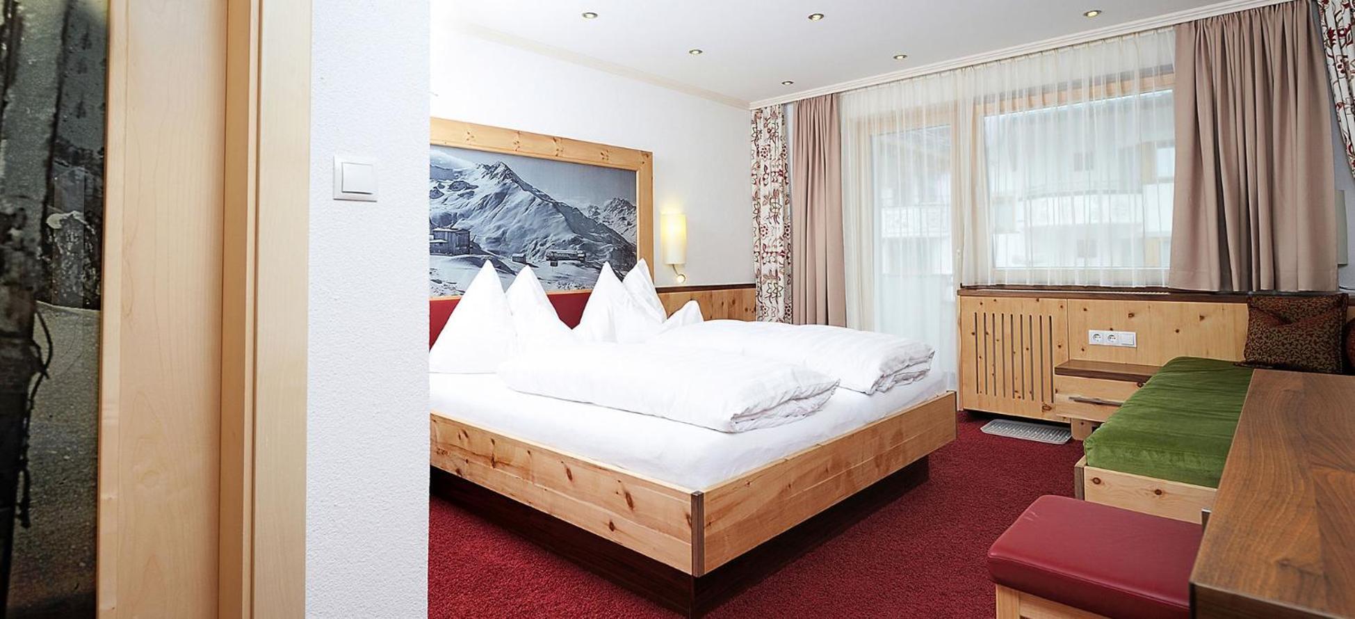Hotel Kristall B&B Ischgl Extérieur photo